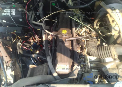 1994 Jeep Wrangler / Yj Se z USA, uszkodzony, nr VIN 1J4FY29S4RP445844